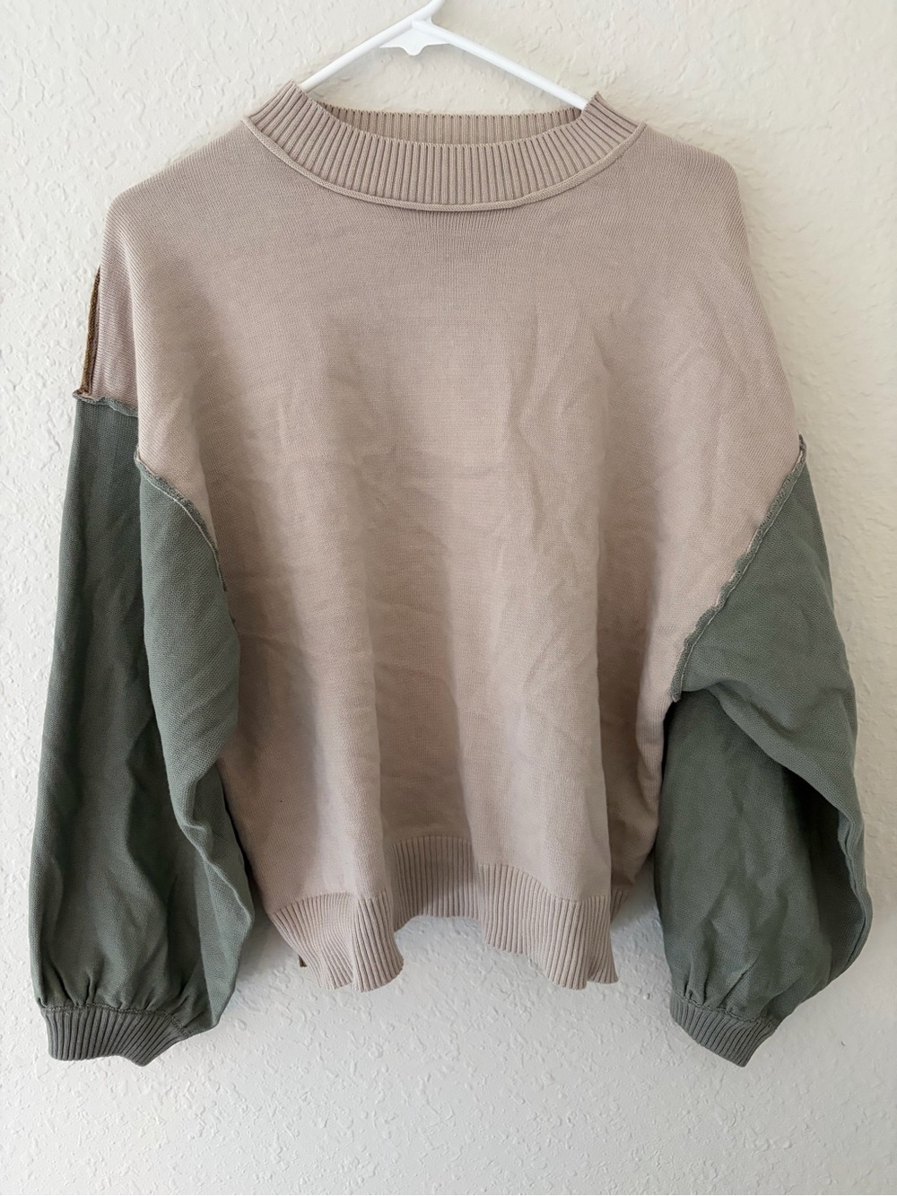 Pink Lily Beige Crew Sweater with Olive Green Balloon Sleeves